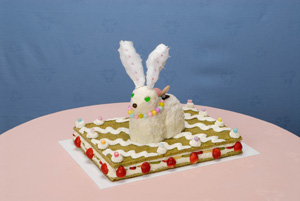写真は第5回(前回)「夢のお菓子お絵かきコンテスト」優秀賞受賞作品 作品名: 「ゆめうさぎ」